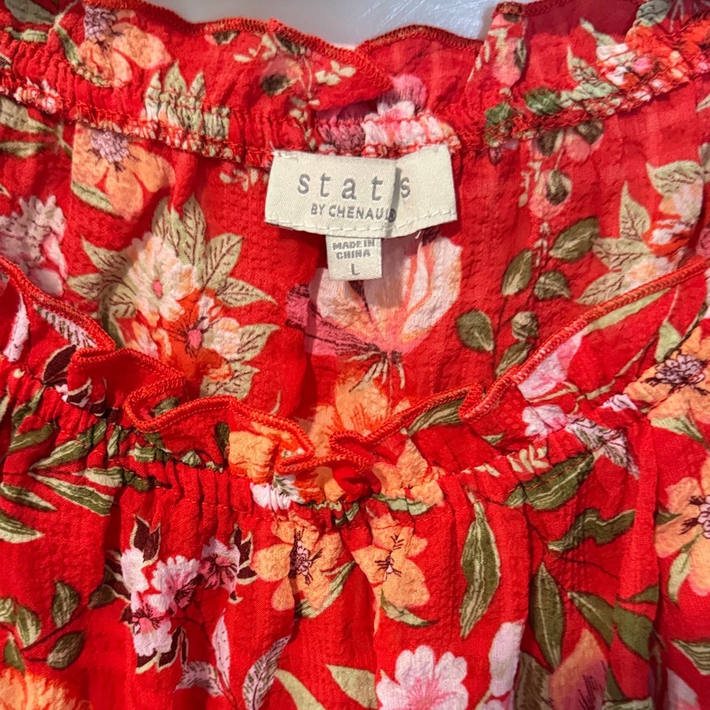 Vibrant Red Floral Women's Blouse - Picture 5 of 6